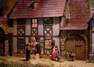 Herbergsuche in einer Krippe