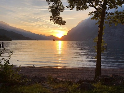 Sonnenaufgang an einem See Sonnenaufgang an einem See