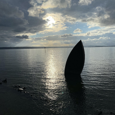 Bewölkter Sonnenuntergang am Bodensee