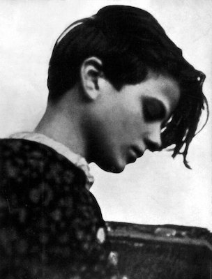 Bild von Sophie Scholl, 1942 Bild von Sophie Scholl, 1942