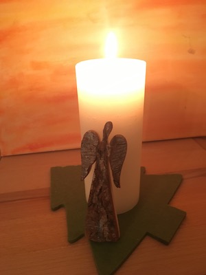 Kerze mit Engel